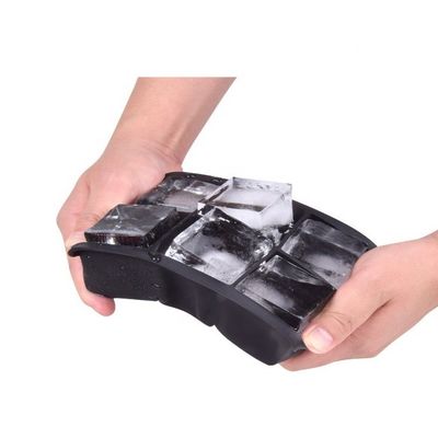 3D kwadratowe silikonowe tacki na kostki lodu nieprzywierające 15,5 * 11 * 5 cm dostosowane